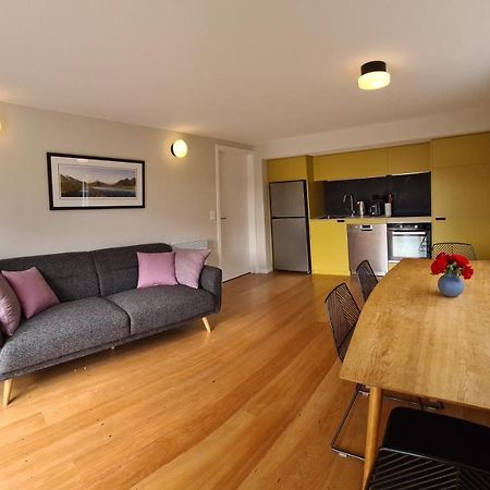 Kowhai Apartment - Private Opposite Golf Course Central วานากา ภายนอก รูปภาพ
