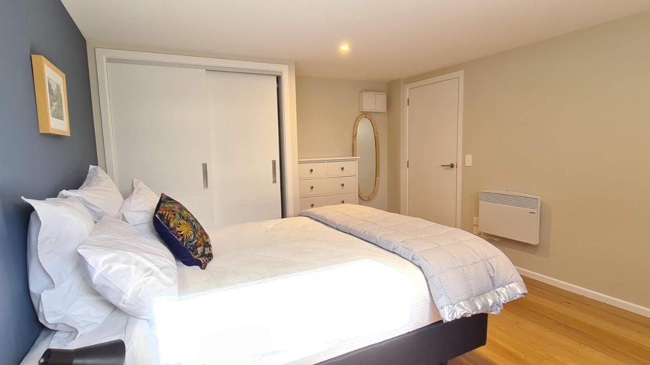 Kowhai Apartment - Private Opposite Golf Course Central วานากา ภายนอก รูปภาพ